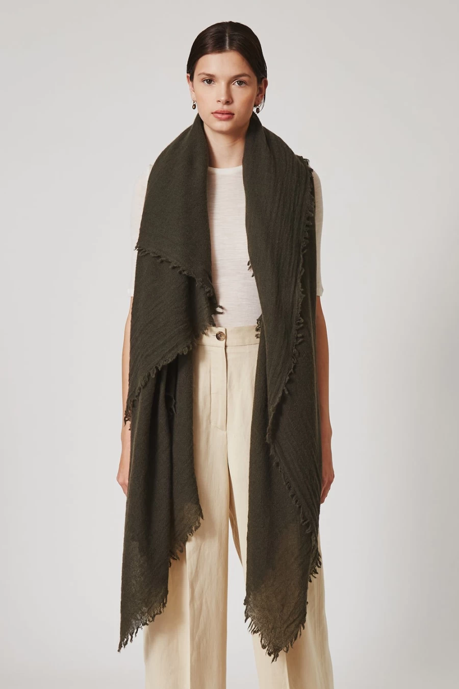 Chan Luu Women's 100% Cashmere Scarf - Luxurious Thyme Green Wrap